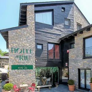 Petit De Riu 3*, Riu de Cerdanya España